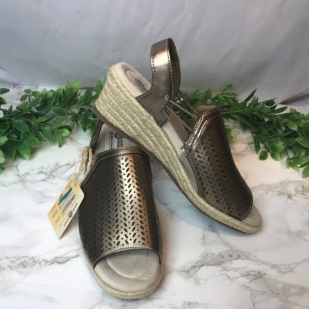 Earth Spirit Pewter Bronze Metallic Wedge Sandals